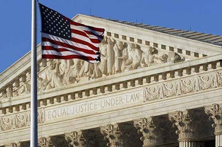 Corte Suprema de EEUU ordena a Trump entregar sus declaraciones de tributo a Fiscalía de Nueva York
