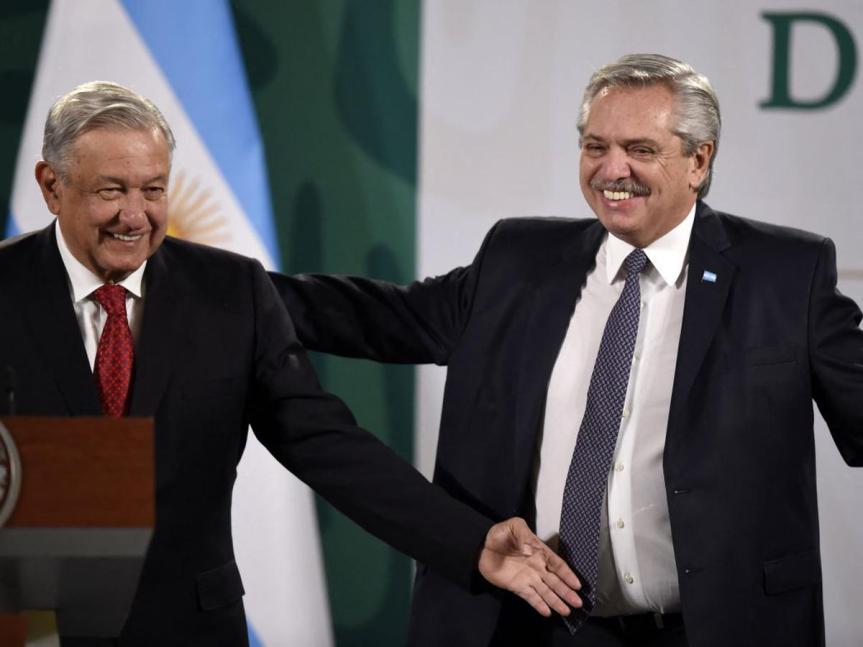 Presidentes de México y Argentina buscan que el G20 declare las vacunas un “bien global”.